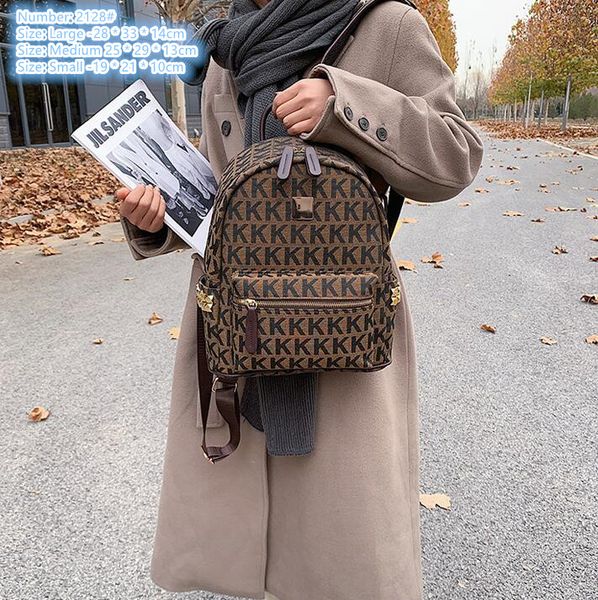 Factory wholesale ladies shoulder bag 3 sizes outdoor sports leisure travel backpack this year's popular letter printed backpacks personalized rivet handbag, Coffee-small-2128#
Factory wholesale ladies shoulder bag 3 sizes outdoor sports leisure travel backpack this year's popular letter printed backpacks personalized rivet handbag, Coffee-small-2128#