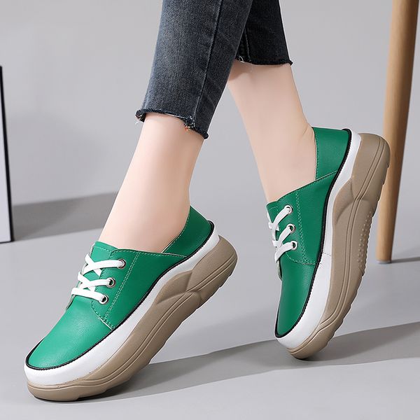 new 2023 spring and summer women leather korean thick soled girl casual board shoes trend vulcanized shoes women sneakers, Black
new 2023 spring and summer women leather korean thick soled girl casual board shoes trend vulcanized shoes women sneakers, Black