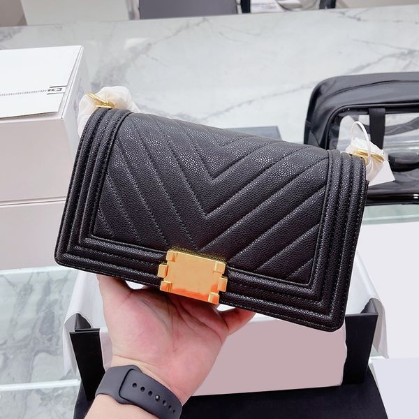 classic medium chevron caviar skin leather shoulder bags flap v-stitch quilted gold hardware chiar strap crossbody shoulder cowhide designer
classic medium chevron caviar skin leather shoulder bags flap v-stitch quilted gold hardware chiar strap crossbody shoulder cowhide designer