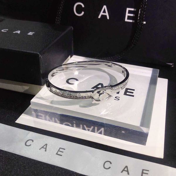 18k gold bangle 925 silver designer bracelet luxury girl love diamond circle bracelet classic brand jewelry couple gift box fashion family a, Black
18k gold bangle 925 silver designer bracelet luxury girl love diamond circle bracelet classic brand jewelry couple gift box fashion family a, Black