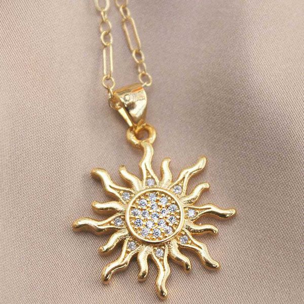 pendant necklaces gold color vintage sun shape inlaid natural stone pendant for woman retro personality necklace jewelry accessories party g, Silver
pendant necklaces gold color vintage sun shape inlaid natural stone pendant for woman retro personality necklace jewelry accessories party g, Silver