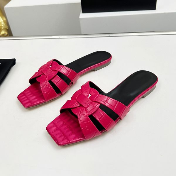 summer open-toed womens slippers luxury designer with flat bottomed hollowed out beach sandals leather woven womens shoes sizes 35-43 +box, Black
summer open-toed womens slippers luxury designer with flat bottomed hollowed out beach sandals leather woven womens shoes sizes 35-43 +box, Black