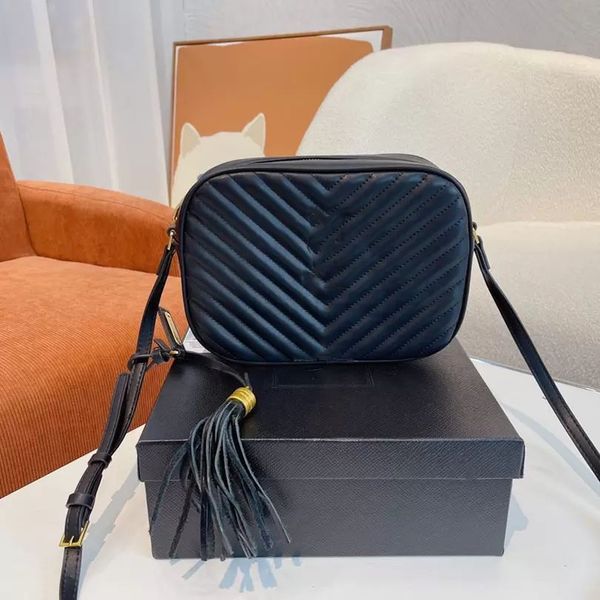 2023 designer bags genuine leather handbag chain messenger bag luxury designer purse crossbody shoulder women fashion lady chains handbags c, Black;red
2023 designer bags genuine leather handbag chain messenger bag luxury designer purse crossbody shoulder women fashion lady chains handbags c, Black;red