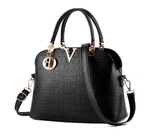2019 new one shoulder portable straddle bag for women039s sweet design fashionable and versatile31753887172
2019 new one shoulder portable straddle bag for women039s sweet design fashionable and versatile31753887172