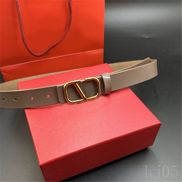 2.5cm designer belt woman letters v buckles smooth belts mens gold leather cinturones pleasure modern fashion belt for womens designer styli, Black;brown
2.5cm designer belt woman letters v buckles smooth belts mens gold leather cinturones pleasure modern fashion belt for womens designer styli, Black;brown