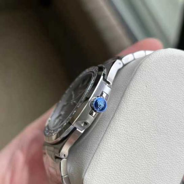 diamond luminous wrist watches patas 40mm*8.3mm 3k 5711 ultra thin 3k parrot 324sc movement iced out bezel gift jgsy phippe, Slivery;brown
diamond luminous wrist watches patas 40mm*8.3mm 3k 5711 ultra thin 3k parrot 324sc movement iced out bezel gift jgsy phippe, Slivery;brown