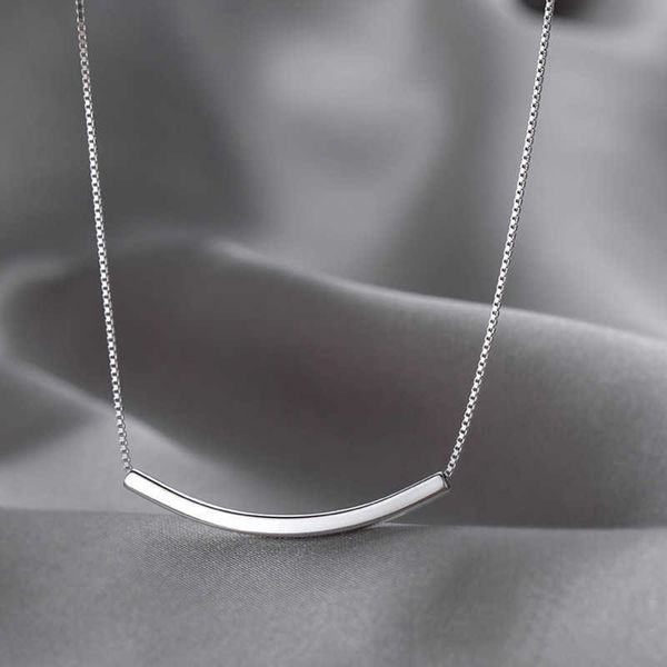 pendant necklaces voq silver color simple square tube necklace geometric smile clavicle chain for women gifts j230601
pendant necklaces voq silver color simple square tube necklace geometric smile clavicle chain for women gifts j230601