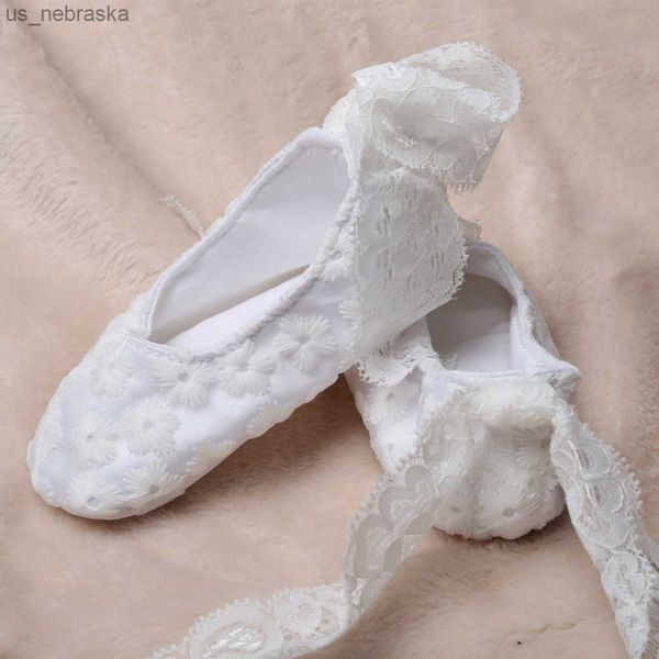 dollbling baby shoe princess infant prewalkers soft sole cotton breathable material sizes available 1 23 name customized l230518
dollbling baby shoe princess infant prewalkers soft sole cotton breathable material sizes available 1 23 name customized l230518