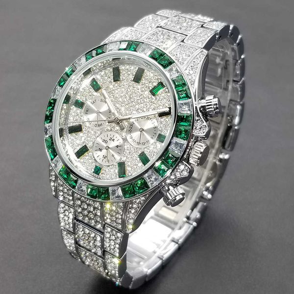 wristwatches miss ice out wristwatch for men luxury green diamond calendar quartz hip hop fashion waterproof man clock new 230602, Slivery;golden
wristwatches miss ice out wristwatch for men luxury green diamond calendar quartz hip hop fashion waterproof man clock new 230602, Slivery;golden