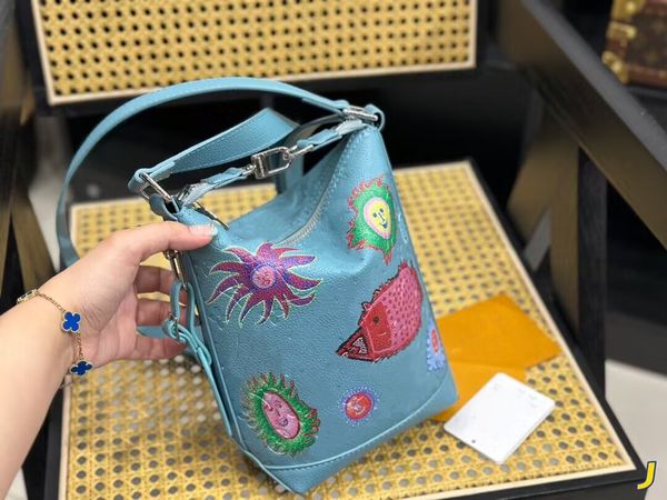 women's crossbody bags sunflower fashion tote famous hobo shoulder bag purse luxury genuine leather handbags handbag
women's crossbody bags sunflower fashion tote famous hobo shoulder bag purse luxury genuine leather handbags handbag