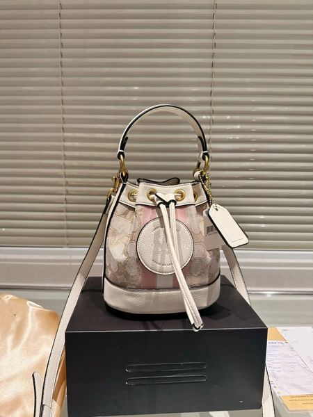 mt dempsey bucket bag women's designer fashion shoulder bag women's printed series handbag wallet logo hardware logo lining mini w
mt dempsey bucket bag women's designer fashion shoulder bag women's printed series handbag wallet logo hardware logo lining mini w
