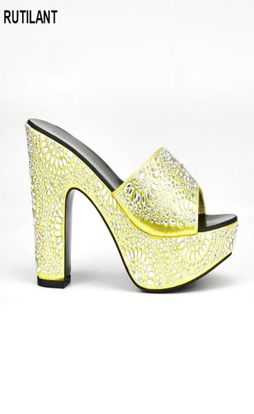 dress shoes elegant italian women high heel shoe for african ladies party decorated with rhinestone nigerian2354450, Black
dress shoes elegant italian women high heel shoe for african ladies party decorated with rhinestone nigerian2354450, Black