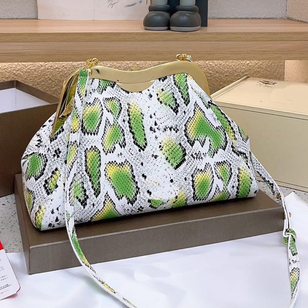 python pattern evening bags women designer shoulder bag smooth calfskin medium handbags gold-plated brass snake frame snap closure crossbody
python pattern evening bags women designer shoulder bag smooth calfskin medium handbags gold-plated brass snake frame snap closure crossbody