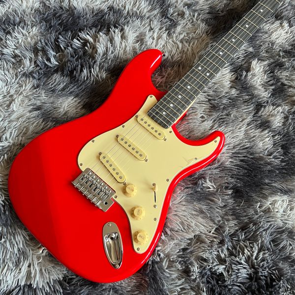 electric guitar red color handmade 6 stings guitar in stock available in multiple colors
electric guitar red color handmade 6 stings guitar in stock available in multiple colors