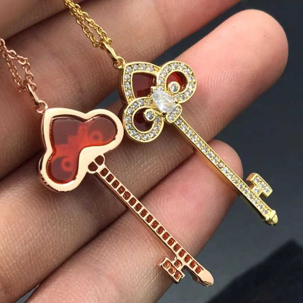 internet celebrity tiffayffay silver key necklace 18k rose gold iris inlaid with diamonds light luxury simple and high end fine work sweater, Black
internet celebrity tiffayffay silver key necklace 18k rose gold iris inlaid with diamonds light luxury simple and high end fine work sweater, Black