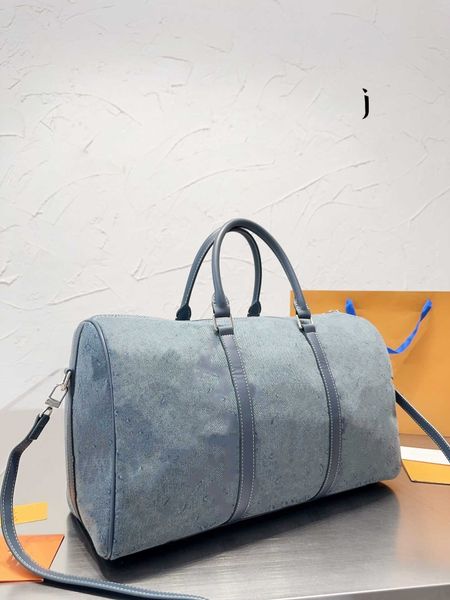 brand designer bags travel bag handbags tote bag woman's man's travel bag 23 new fashion texture multifunctional portable large ca
brand designer bags travel bag handbags tote bag woman's man's travel bag 23 new fashion texture multifunctional portable large ca
