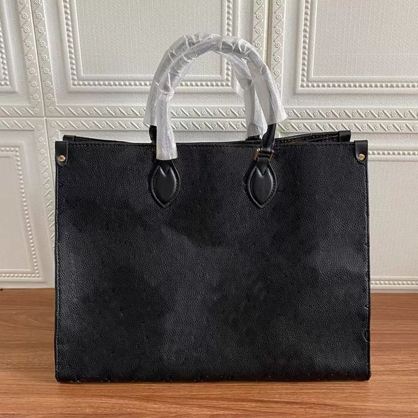 41cm shopper tote bag women handbag full embossed letter grained real leather shoulder bags large capacity package totes onthego travel week, Black;red
41cm shopper tote bag women handbag full embossed letter grained real leather shoulder bags large capacity package totes onthego travel week, Black;red