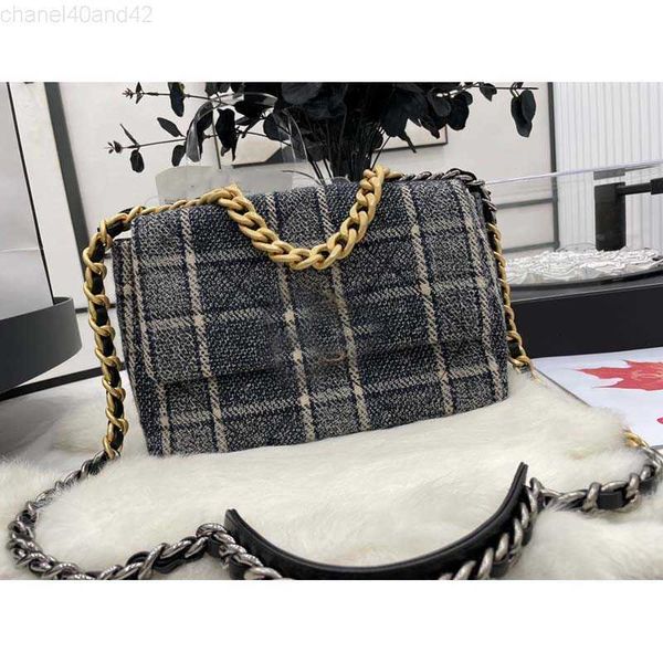 fashion classic chain luxury designers bags tweed bags messenger handbags quality lady women wallets purses famous designer cross body femal
fashion classic chain luxury designers bags tweed bags messenger handbags quality lady women wallets purses famous designer cross body femal