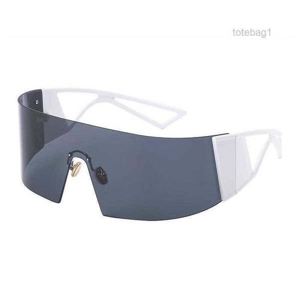 fashion designer sunglasses classic eyeglasses goggle outdoor beach sun glasses for man woman 10 color optional 3 9m9s, White;black
fashion designer sunglasses classic eyeglasses goggle outdoor beach sun glasses for man woman 10 color optional 3 9m9s, White;black