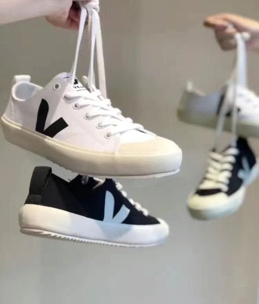 2023casual shoes four season veja sm white sports women's casual board shoes kinds of comfortable all cow leather 35-45 big size us11, Black
2023casual shoes four season veja sm white sports women's casual board shoes kinds of comfortable all cow leather 35-45 big size us11, Black