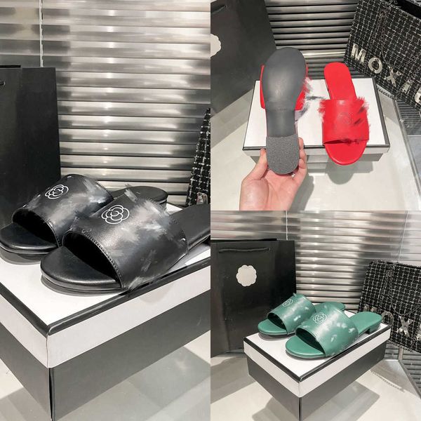 slippers 2023 new designer camellia flower slippers women leather pool slides shoes floral ccity print leather flip flops woman flat sandale, Black
slippers 2023 new designer camellia flower slippers women leather pool slides shoes floral ccity print leather flip flops woman flat sandale, Black