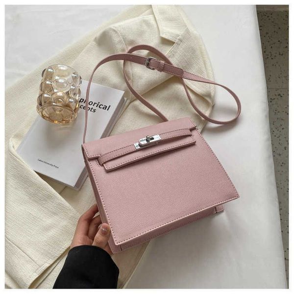 designer wholesale kely tote bags online store french niche design bag for women 2023 new versatile westernized fashion
designer wholesale kely tote bags online store french niche design bag for women 2023 new versatile westernized fashion