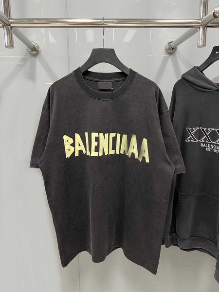 23ss b home summer new tape old printed short sleeve couple high street loose versatile t-shirt, White;black
23ss b home summer new tape old printed short sleeve couple high street loose versatile t-shirt, White;black