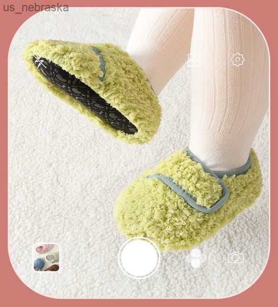 slipper kids toddler thickened warm autumn and winter slippers for boys girls baby with nonslip microfleece toddler shoes l230518
slipper kids toddler thickened warm autumn and winter slippers for boys girls baby with nonslip microfleece toddler shoes l230518