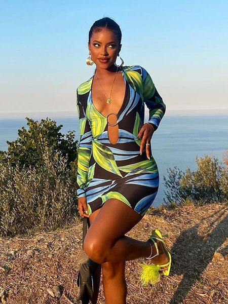 dresses women's print wrapped club party mini dress hollow out ring trim long sleeve v neck bodycon y2k clothes 2022 autumn, Black;gray
dresses women's print wrapped club party mini dress hollow out ring trim long sleeve v neck bodycon y2k clothes 2022 autumn, Black;gray