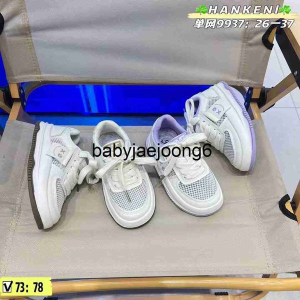 2023 summer new line single mesh breathable fashion medium to large children's casual sports low board shoes 9937, Black;red
2023 summer new line single mesh breathable fashion medium to large children's casual sports low board shoes 9937, Black;red