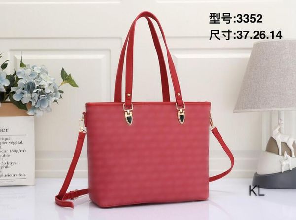 designer bag classic women crossbody shoulderbag chain handbag fashion lady clutch designer walletl evening bag leather women messenger tote
designer bag classic women crossbody shoulderbag chain handbag fashion lady clutch designer walletl evening bag leather women messenger tote