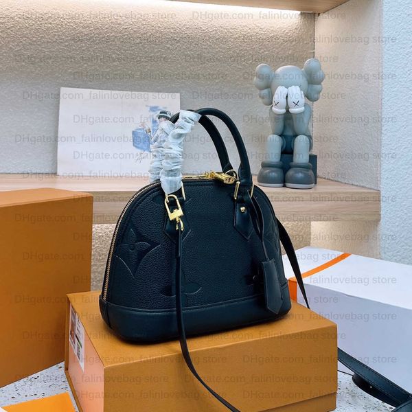 7a classic women handbags water ripple shoulder bag alma pm speedy 20 patent empreinte shell embossing totes crossbody purse leather bags 20
7a classic women handbags water ripple shoulder bag alma pm speedy 20 patent empreinte shell embossing totes crossbody purse leather bags 20