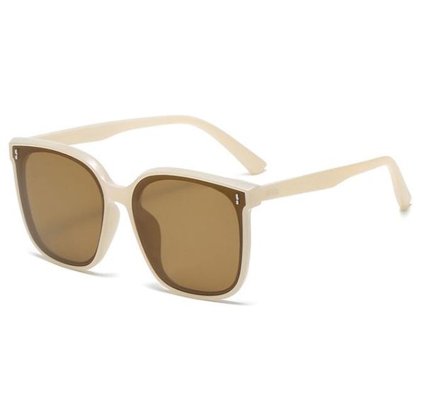 new design fashion trend large frame sunglasses retro avant-garde sunglasses men and women sunglasses driver driving on the beach travel, uv, White;black
new design fashion trend large frame sunglasses retro avant-garde sunglasses men and women sunglasses driver driving on the beach travel, uv, White;black