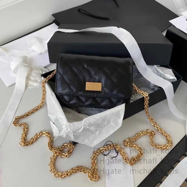 flap bag designer women bag 2.55 mini 2022 classic trend fashion chain vintage suede small square bag one shoulder crossbody bag channnel
flap bag designer women bag 2.55 mini 2022 classic trend fashion chain vintage suede small square bag one shoulder crossbody bag channnel