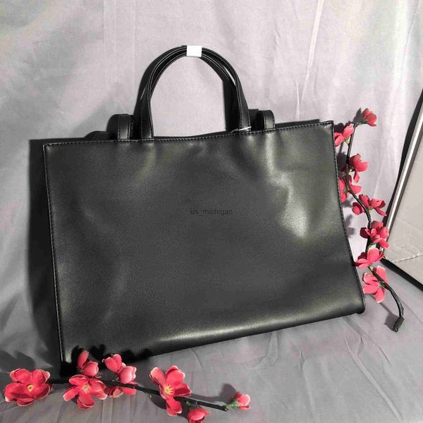 evening bags 2023 highquality s designers bags 3 sizes shoulder bags soft leather mini women handbag crossbody luxury tote fashion shopping
evening bags 2023 highquality s designers bags 3 sizes shoulder bags soft leather mini women handbag crossbody luxury tote fashion shopping