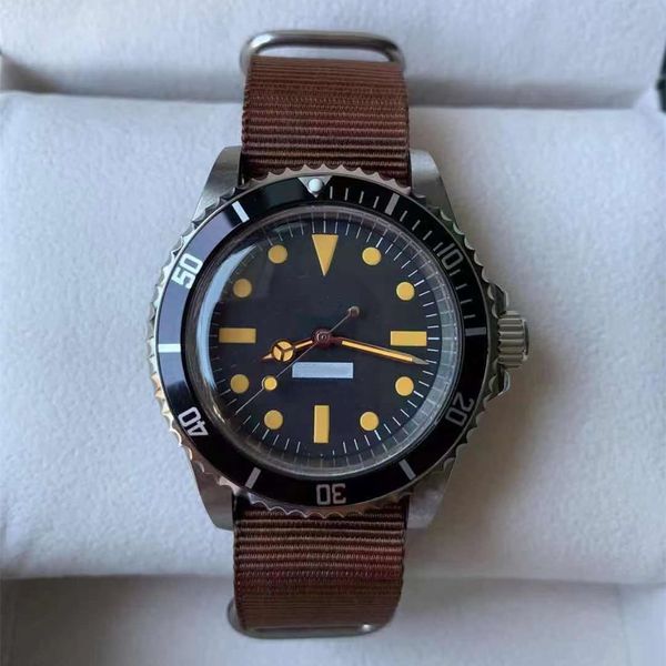 vintage style man watch mechanical automtic movement stainless watches fashion steel wristwatch 562, Slivery;brown
vintage style man watch mechanical automtic movement stainless watches fashion steel wristwatch 562, Slivery;brown