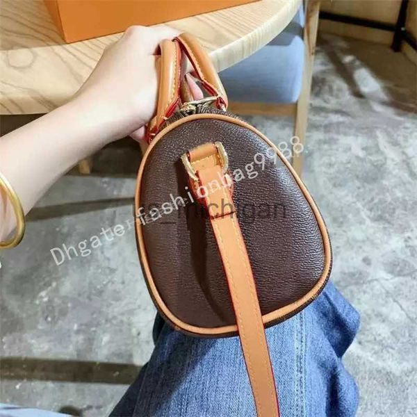 evening bags luxury designer handbag purse women shoulder bag with box embossed flower leather clutch crossbody messenger bags chain coin pi
evening bags luxury designer handbag purse women shoulder bag with box embossed flower leather clutch crossbody messenger bags chain coin pi