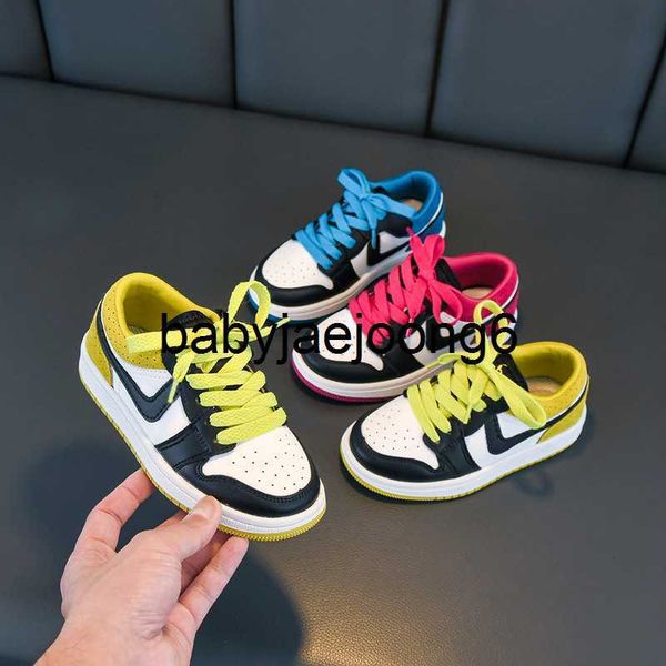 sports 2023 new boys' anti slip running girls' low board middle and big children's student shoes, Black;red
sports 2023 new boys' anti slip running girls' low board middle and big children's student shoes, Black;red