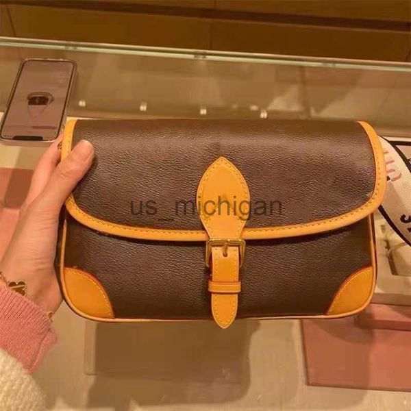 evening bags fashion brand design shoulder bag for women bags handbag handbags lady messenger luxury designers crossbody tote wallet j230603
evening bags fashion brand design shoulder bag for women bags handbag handbags lady messenger luxury designers crossbody tote wallet j230603