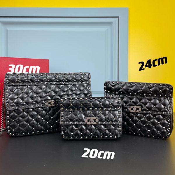 7a mini loco crystal shoulder bag with diamond handbag v-shaped buckle flap women bag interior sheepskin original design new fashion designe
7a mini loco crystal shoulder bag with diamond handbag v-shaped buckle flap women bag interior sheepskin original design new fashion designe