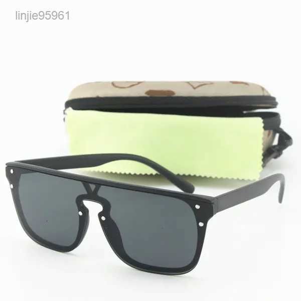 new square fashion sunglasses for men women black frame silver mirror flower letter lens driving brand outdoor sports eyewear box 23szp, White;black
new square fashion sunglasses for men women black frame silver mirror flower letter lens driving brand outdoor sports eyewear box 23szp, White;black