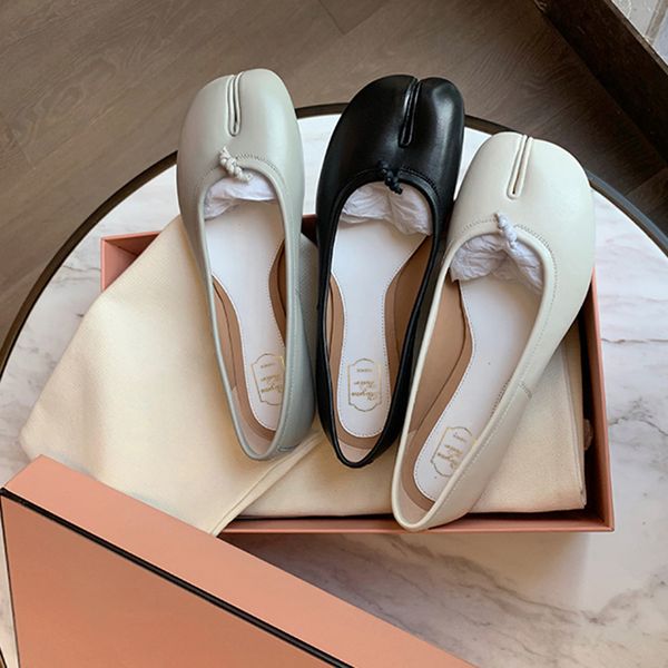 new split toe flats woman party shoes women mary janes shoes female fashion brand design tabi shoes ladies zapatos de mujer, Black
new split toe flats woman party shoes women mary janes shoes female fashion brand design tabi shoes ladies zapatos de mujer, Black