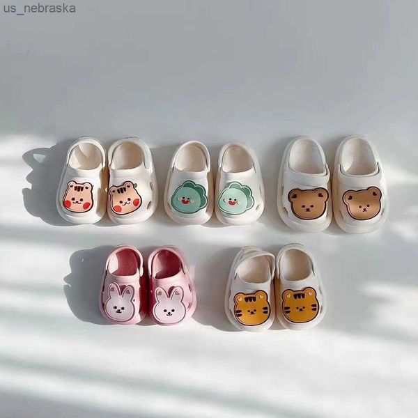 korean ins children's slippers summer indoor soft sole nonslip hole shoes baby boys girls beach shoes sandals l230518
korean ins children's slippers summer indoor soft sole nonslip hole shoes baby boys girls beach shoes sandals l230518