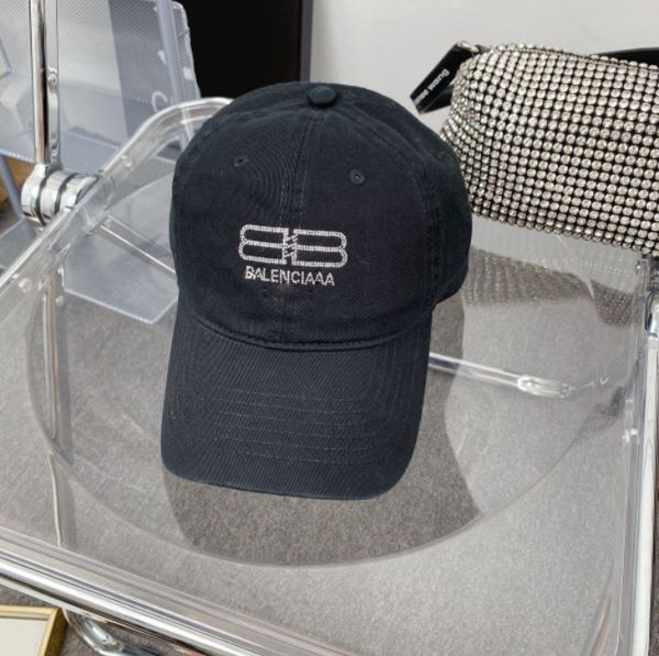 fashion designer baseball cap autumn winter inlaid rhinestone letters casquette couple outdoor sports travel ball caps, Blue;gray
fashion designer baseball cap autumn winter inlaid rhinestone letters casquette couple outdoor sports travel ball caps, Blue;gray