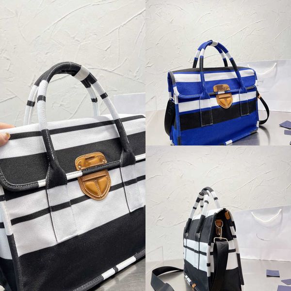 women's suitcases computer bags handbags business shoulder bags fashion handbags men's and women's handbags travel briefcases
women's suitcases computer bags handbags business shoulder bags fashion handbags men's and women's handbags travel briefcases