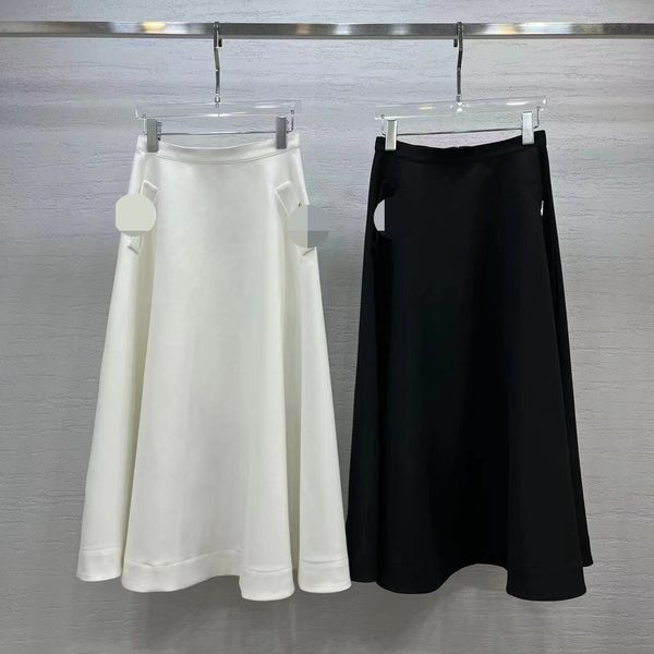 601 2023 summer brand same style womens half skirt above knee button weilank277, Black
601 2023 summer brand same style womens half skirt above knee button weilank277, Black