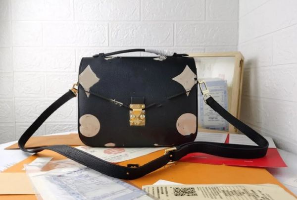 7a genuine leather quality designer bags handbag purses woman louiseitys handbag viutonity vuttonity clutch purse chain women's designi
7a genuine leather quality designer bags handbag purses woman louiseitys handbag viutonity vuttonity clutch purse chain women's designi