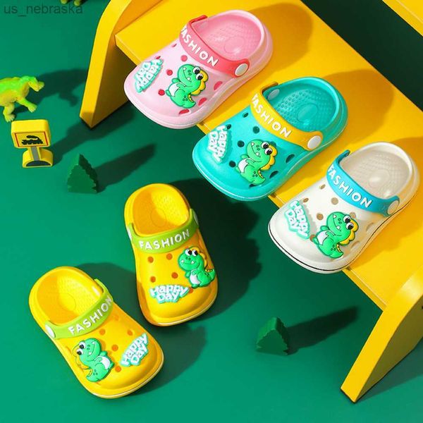 children cave slippers 2023 new cartoon dinosaur cute baotou softbottomed slippers two days summer new beach shoes on the beach l230518
children cave slippers 2023 new cartoon dinosaur cute baotou softbottomed slippers two days summer new beach shoes on the beach l230518