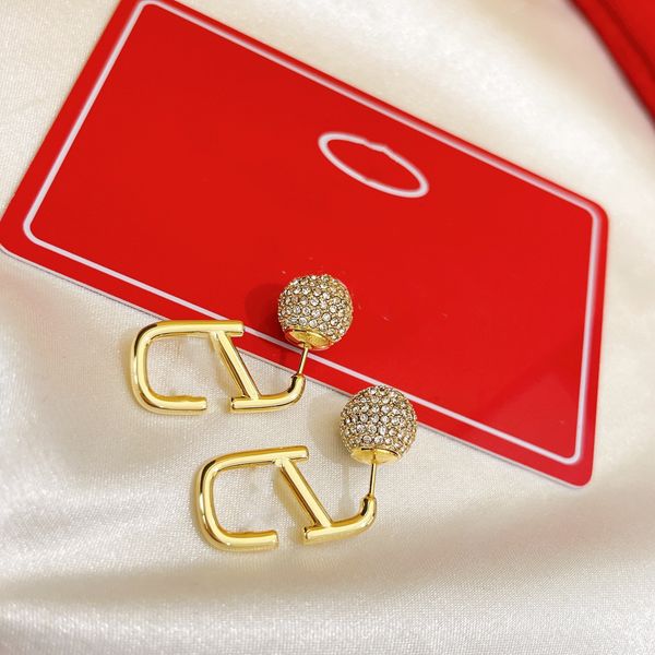 designer v logo earring charm brand stud earing women fashion hoop jewelry luxury metal crystal pearl earring women's gift jeweler akxl, Golden
designer v logo earring charm brand stud earing women fashion hoop jewelry luxury metal crystal pearl earring women's gift jeweler akxl, Golden