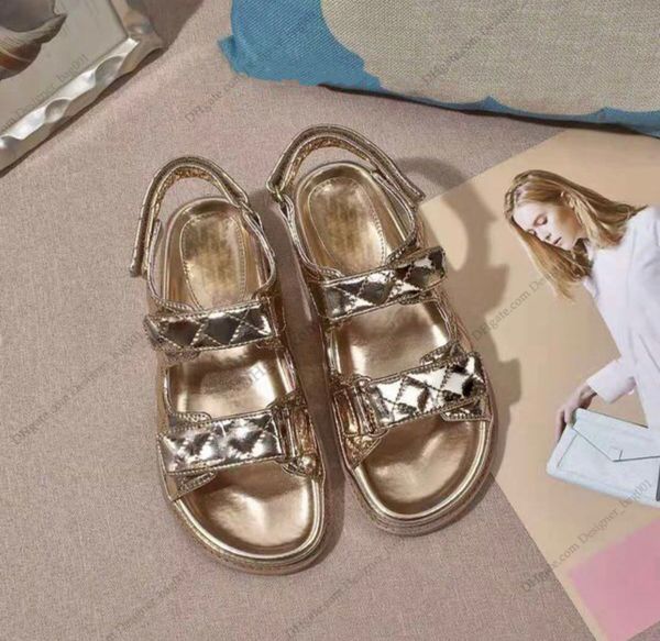 designer women sandals womens slides crystal calf leather casual shoes quilted platform summer beach slipper 35-41 with box and shopping bag, Black
designer women sandals womens slides crystal calf leather casual shoes quilted platform summer beach slipper 35-41 with box and shopping bag, Black